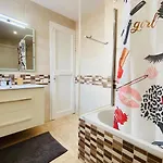 Sunshine House Будинок відпочинку