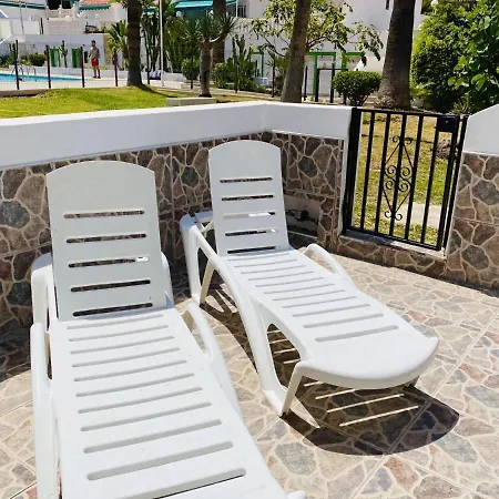 Sunshine House Semesterbostad *